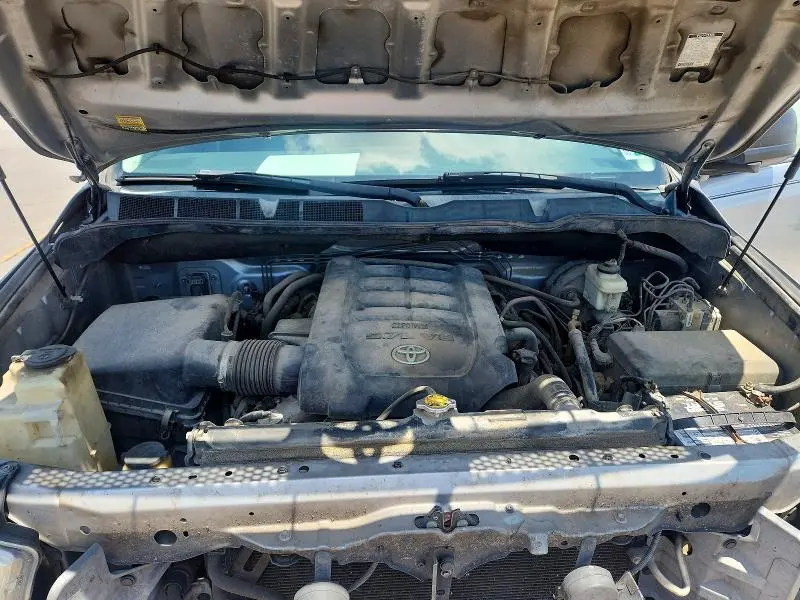2013 TOYOTA TUNDRA CREWMAX SR5  