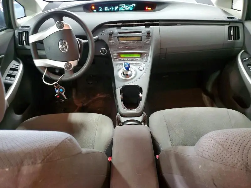 2010 TOYOTA PRIUS II  