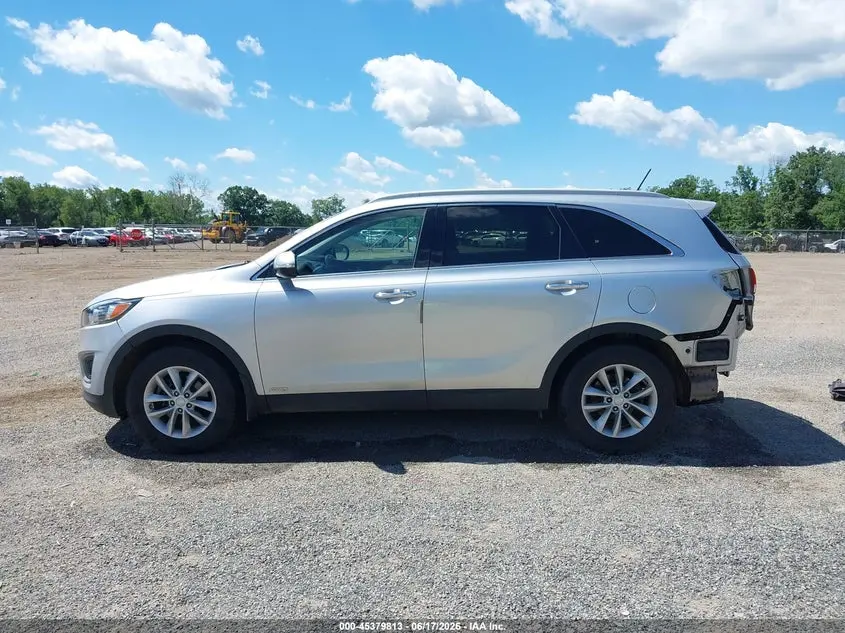 2017 KIA SORENTO 2.4L LX