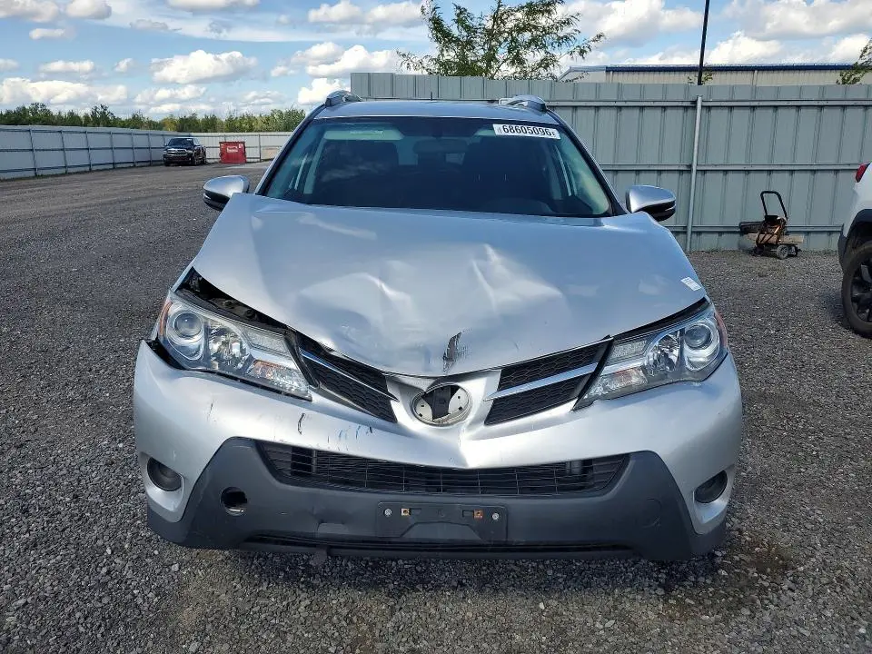 2015 TOYOTA RAV4 LE  