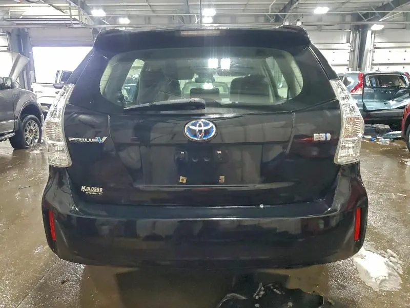 2012 TOYOTA PRIUS V   
