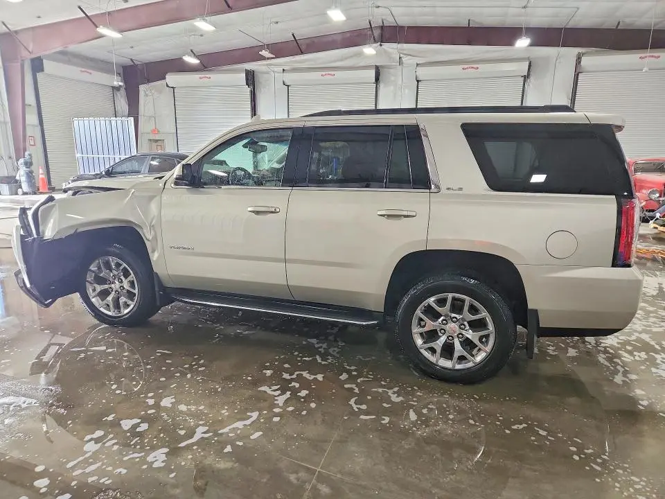 2016 GMC YUKON SLE  