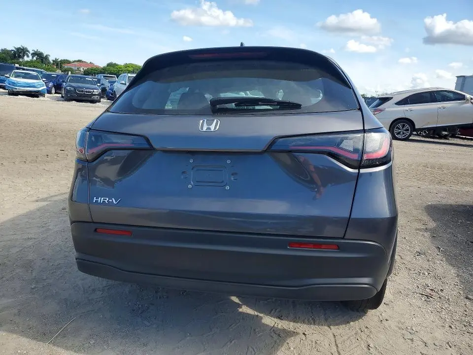 2025 HONDA HR-V LX  