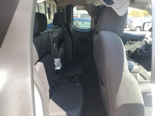 2024 NISSAN FRONTIER S  