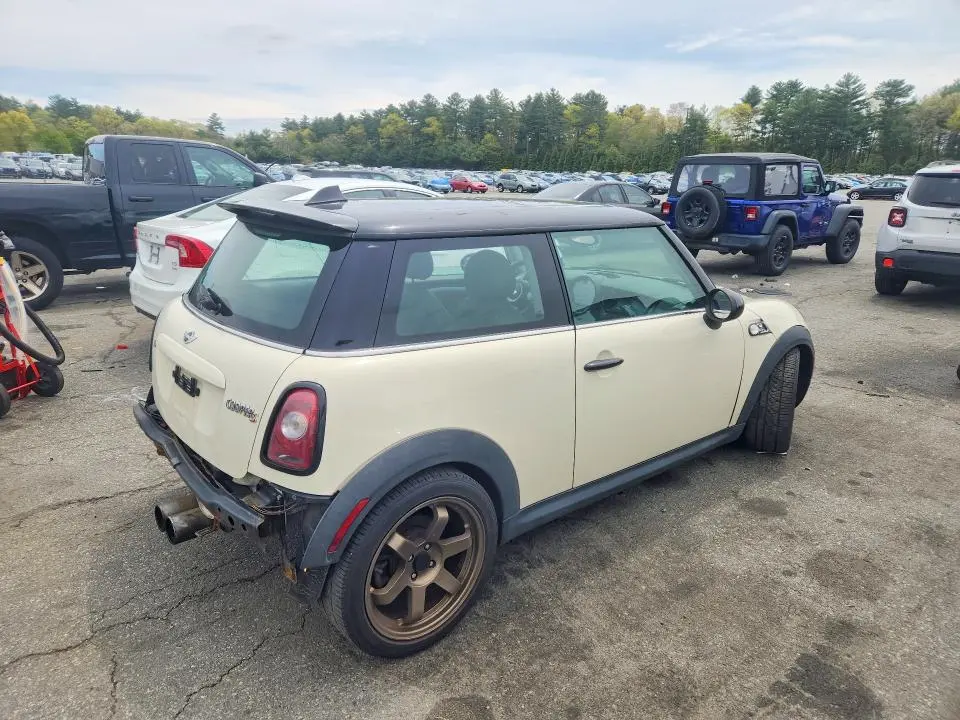2010 MINI COOPER S  