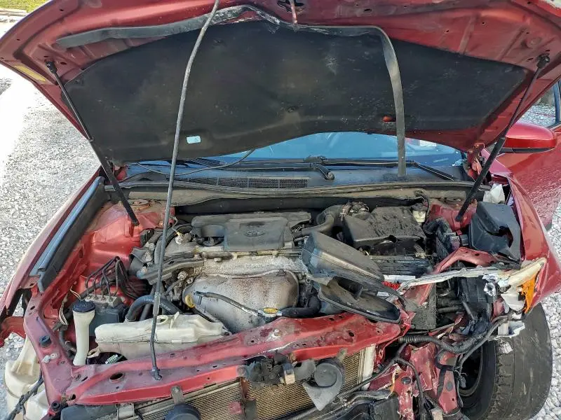 2014 TOYOTA CAMRY SE  