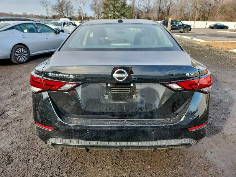 2024 NISSAN SENTRA SV  