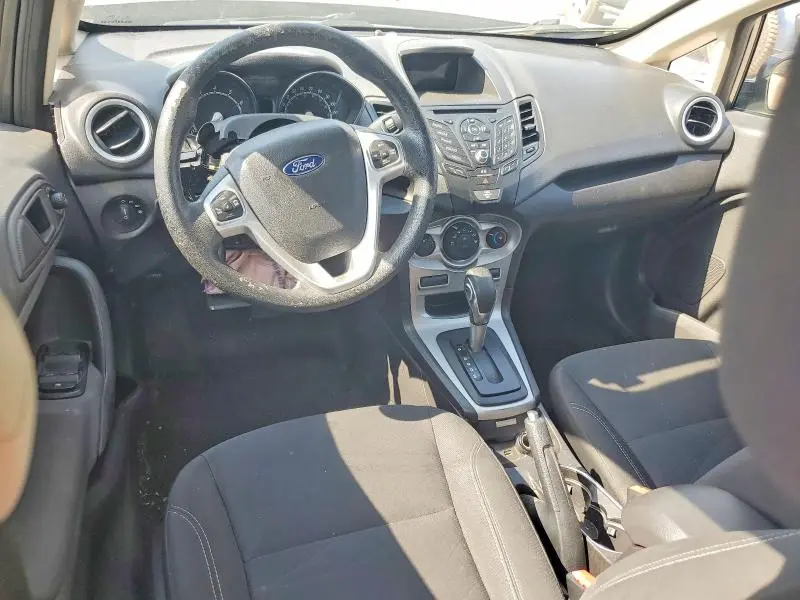2017 FORD FIESTA SE  