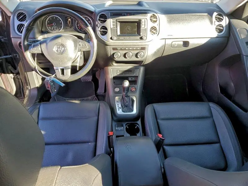2016 VOLKSWAGEN TIGUAN S  