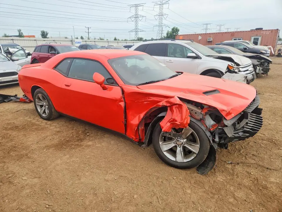 2018 DODGE CHALLENGER SXT  