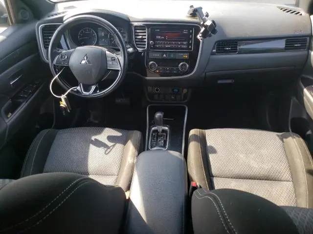2018 MITSUBISHI OUTLANDER SE  