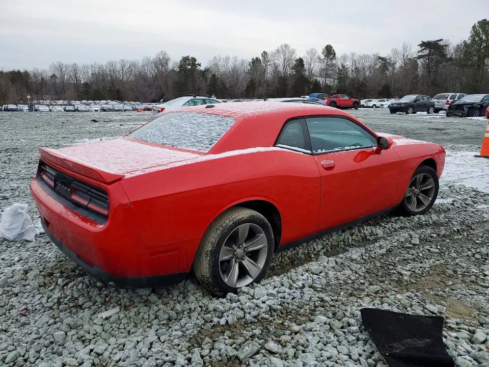2020 DODGE CHALLENGER SXT  