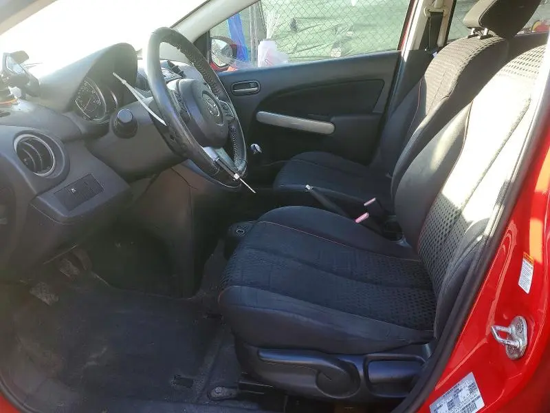 2011 MAZDA MAZDA2   
