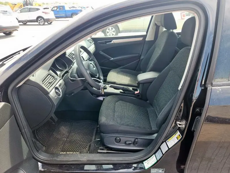 2018 VOLKSWAGEN PASSAT S  