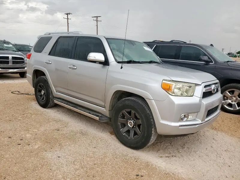 2013 TOYOTA 4RUNNER SR5  