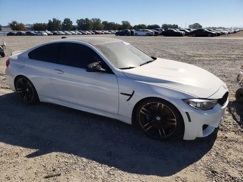 2018 BMW M4   