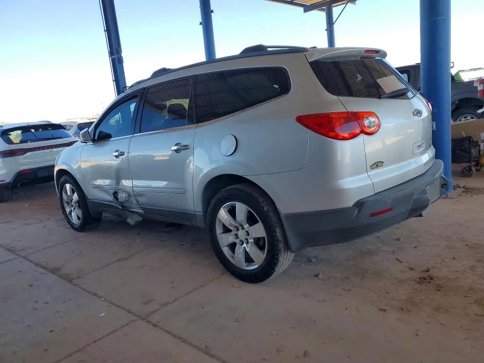 2012 CHEVROLET TRAVERSE LT  