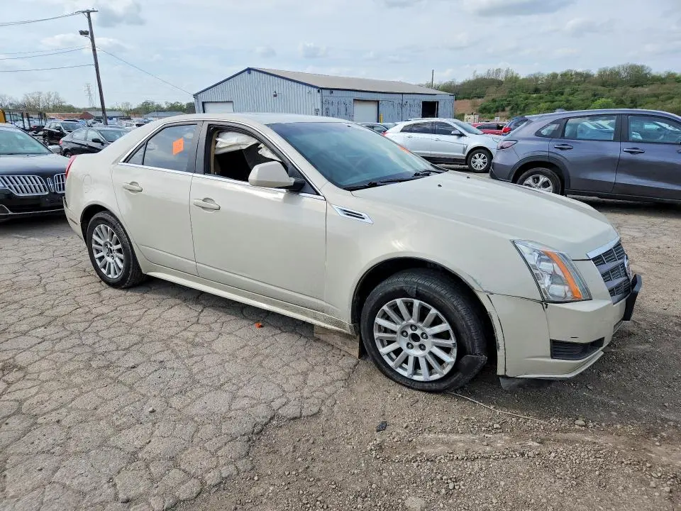 2010 CADILLAC CTS LUXURY COLLECTION  