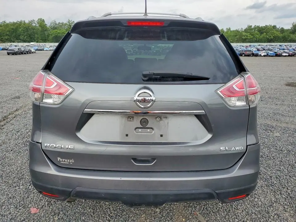 2016 NISSAN ROGUE SL  