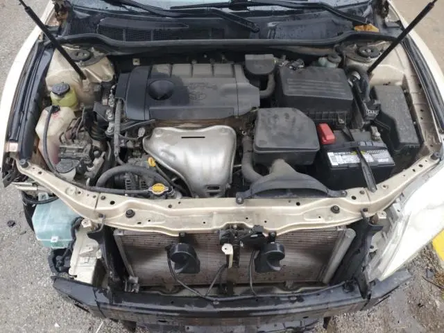 2011 TOYOTA CAMRY BASE  