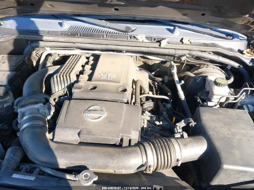 2013 NISSAN FRONTIER PRO-4X