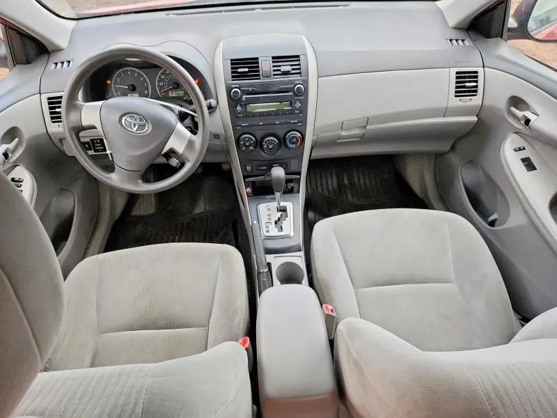 2010 TOYOTA COROLLA LE  