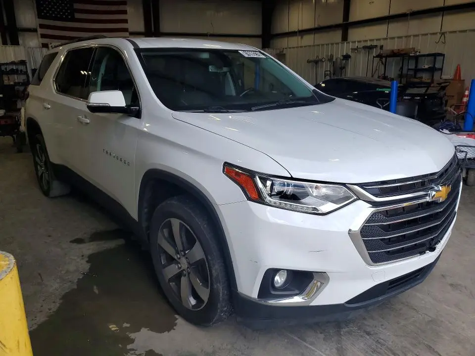 2020 CHEVROLET TRAVERSE LT  