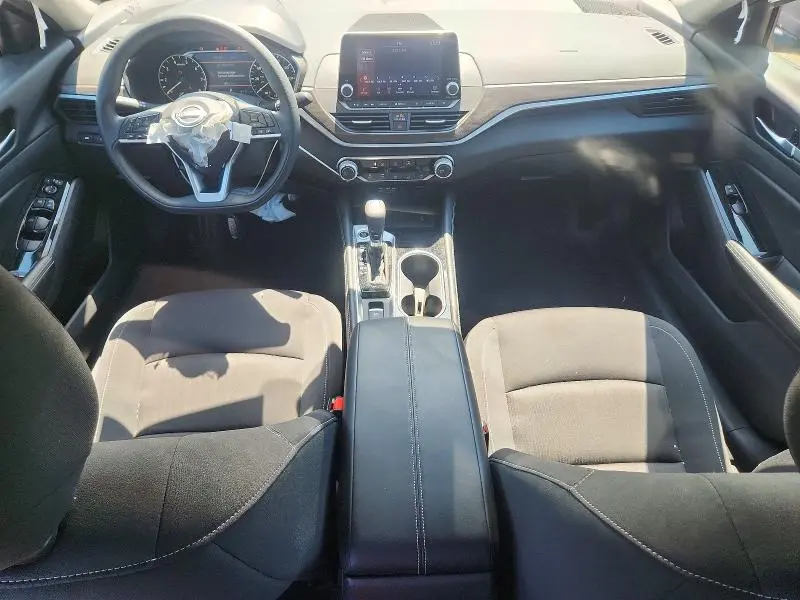 2023 NISSAN ALTIMA SV  