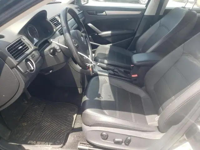 2015 VOLKSWAGEN PASSAT S