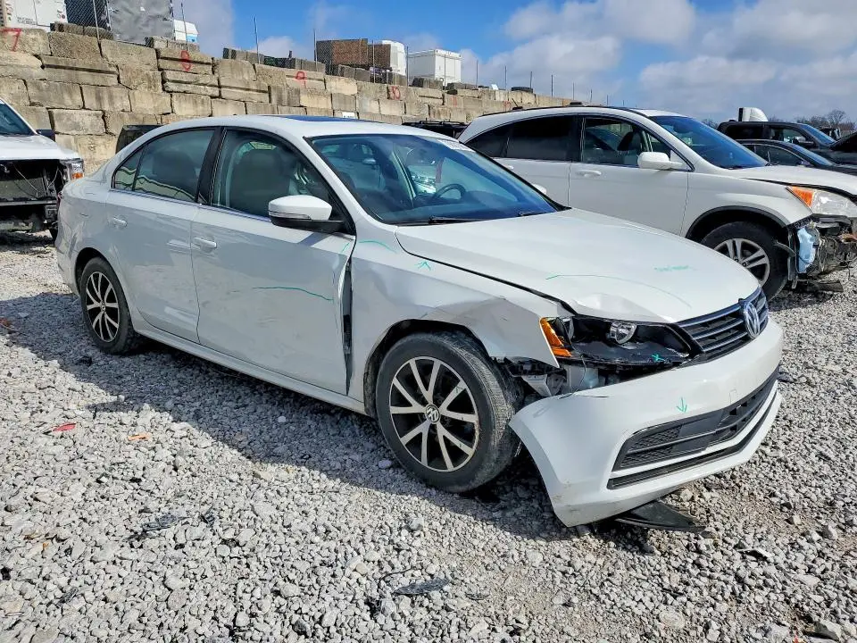 2017 VOLKSWAGEN JETTA SE  