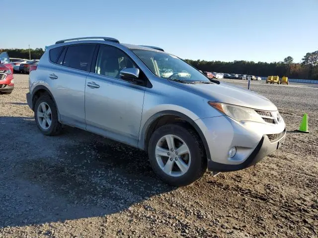 2014 TOYOTA RAV4 XLE  