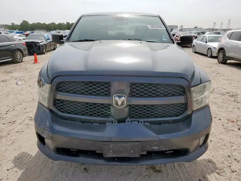 2014 RAM 1500 ST  