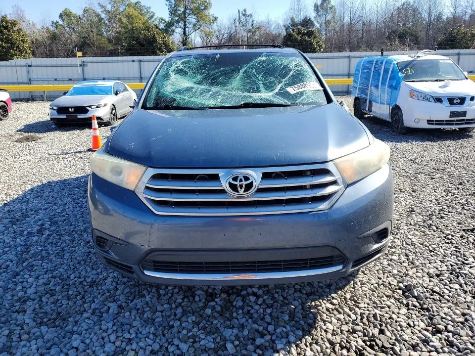 2013 TOYOTA HIGHLANDER BASE  