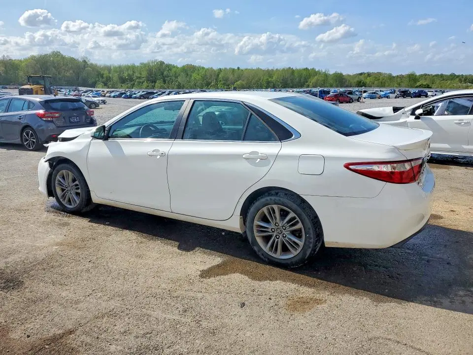 2017 TOYOTA CAMRY SE  