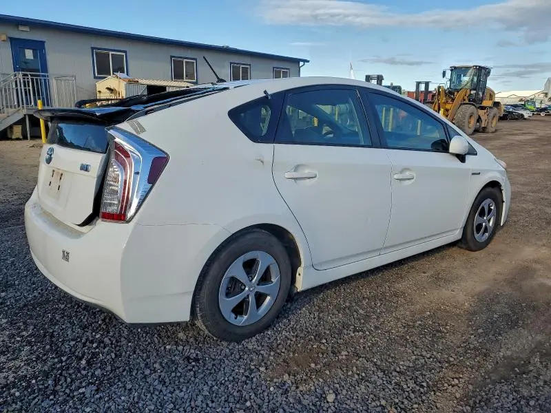 2014 TOYOTA PRIUS   