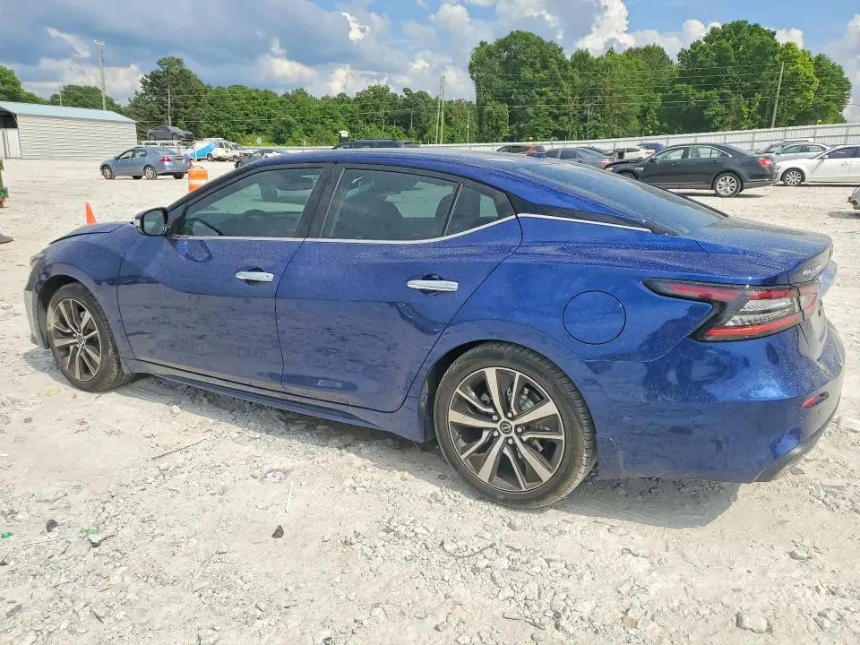 2023 NISSAN MAXIMA SV  