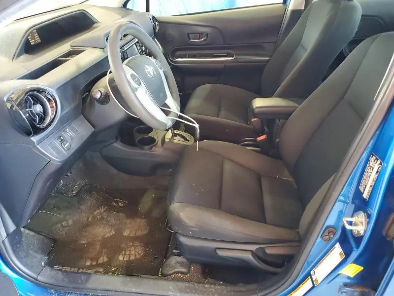 2015 TOYOTA PRIUS C TWO  