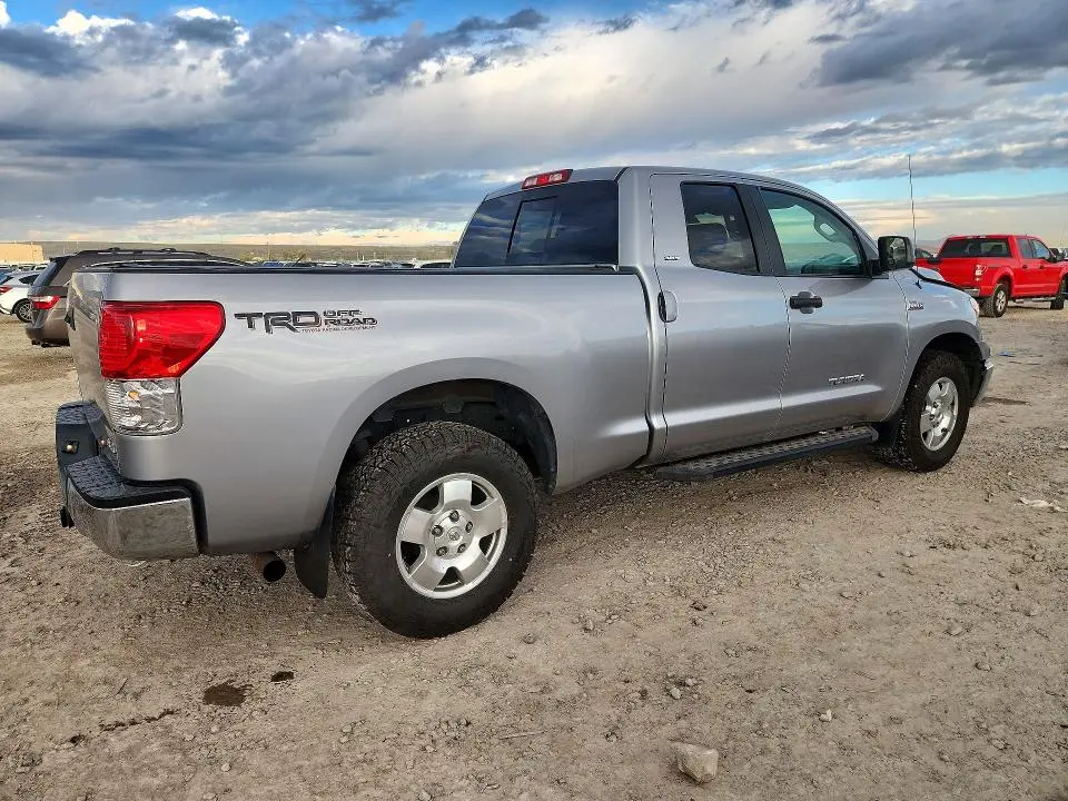 2013 TOYOTA TUNDRA DOUBLE CAB SR5  