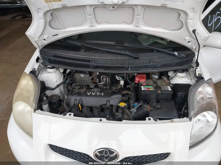 2010 TOYOTA YARIS  