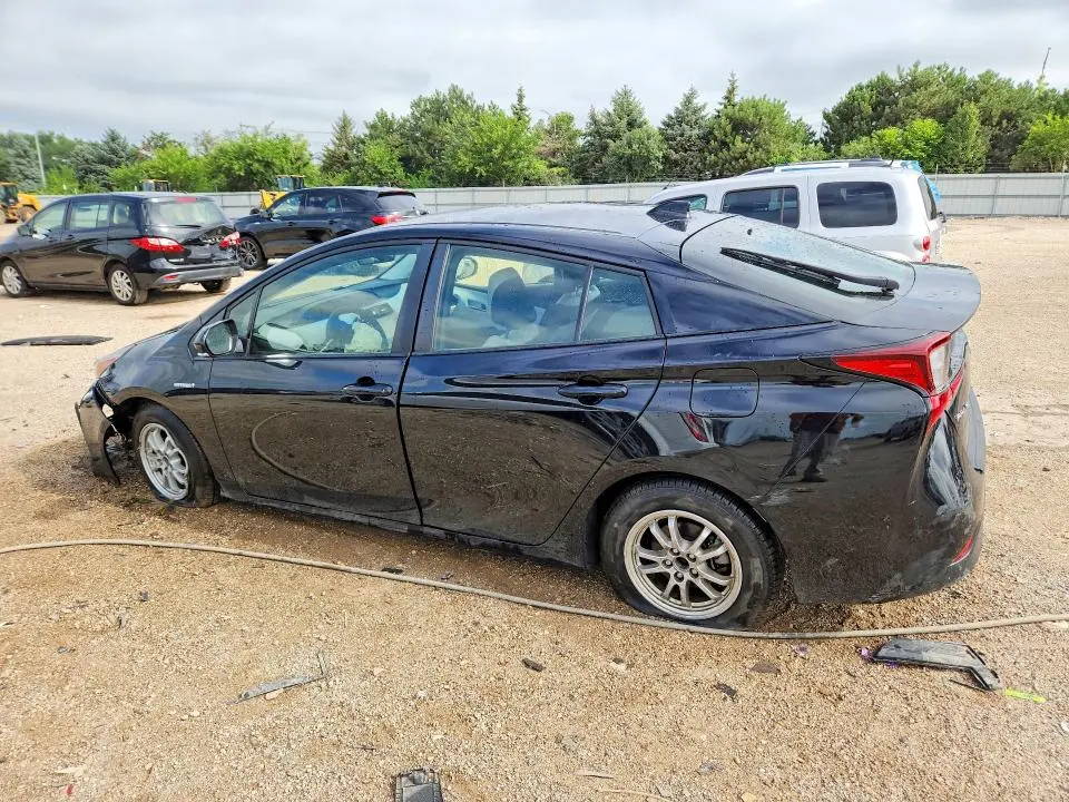 2021 TOYOTA PRIUS LE  