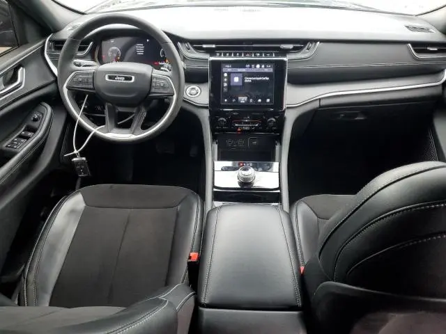 2023 JEEP GRAND CHEROKEE LAREDO  