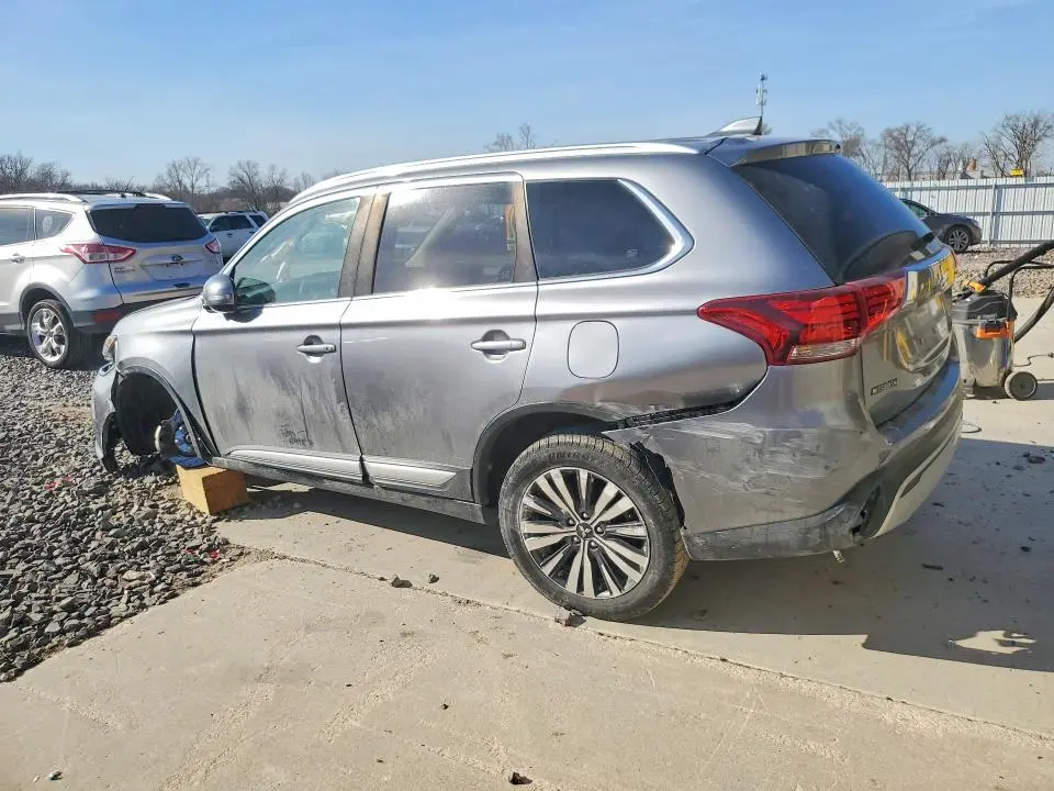2019 MITSUBISHI OUTLANDER SE  
