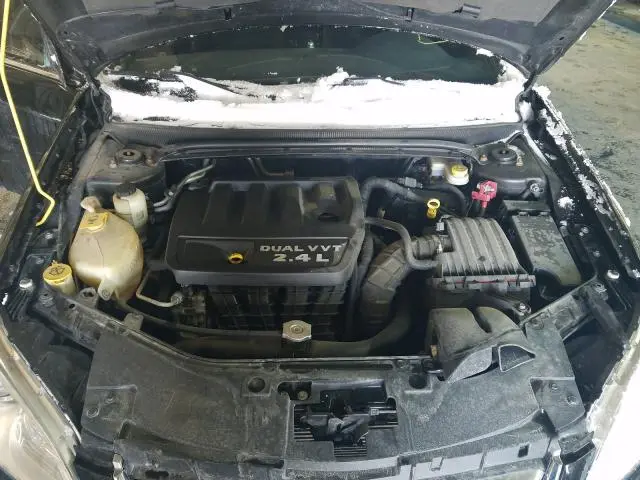 2012 CHRYSLER 200 LX