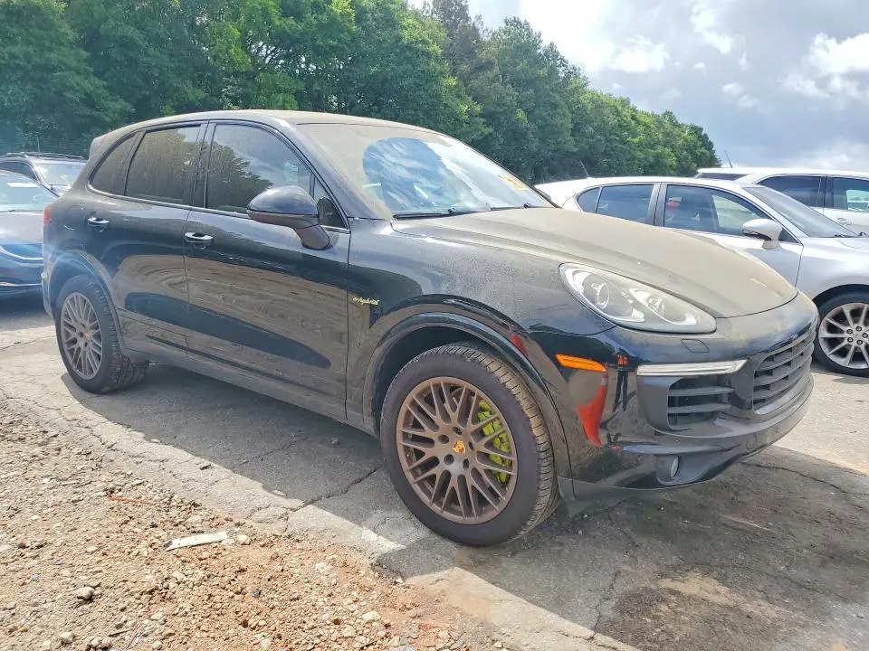 2018 PORSCHE CAYENNE SE HYBRID PLATINUM  