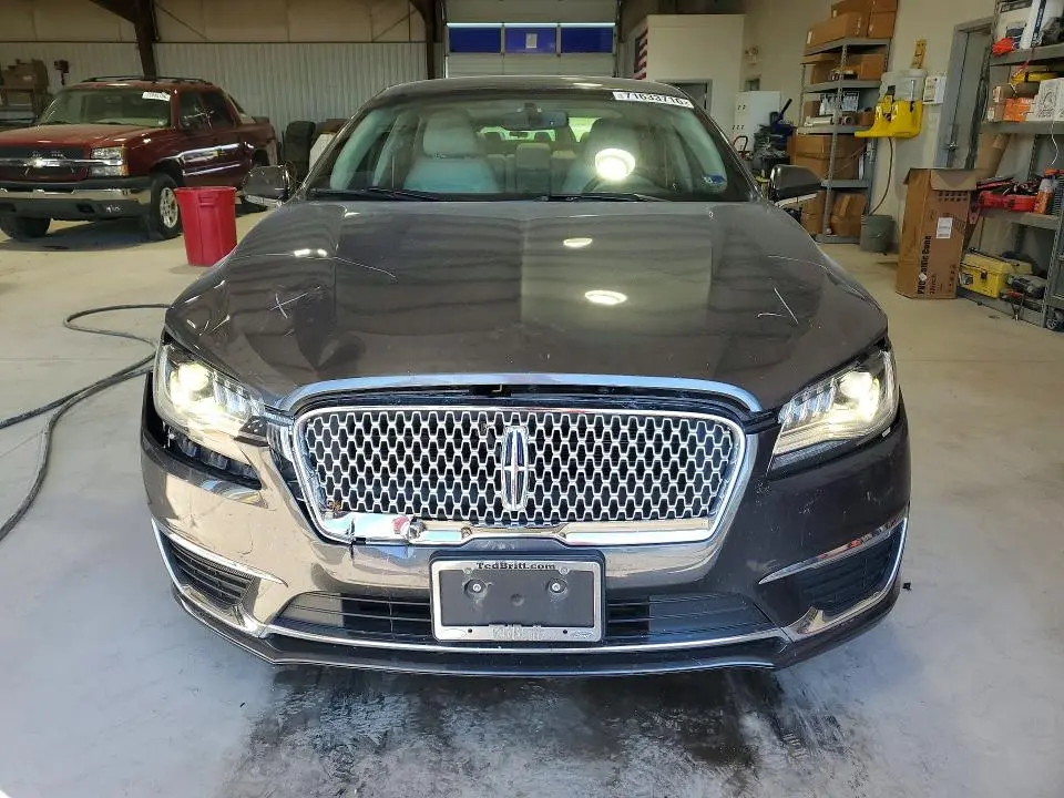 2017 LINCOLN MKZ   