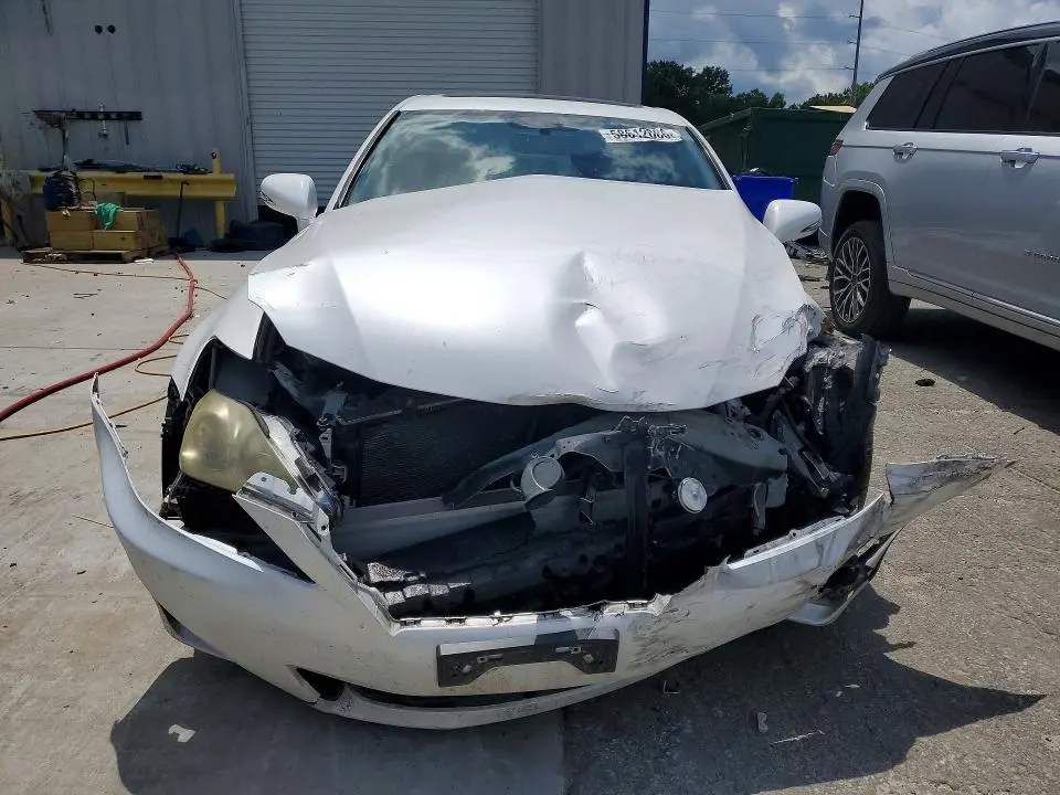 2011 LEXUS IS 250  