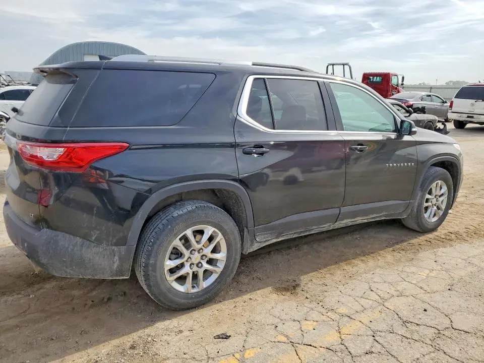 2018 CHEVROLET TRAVERSE LT  