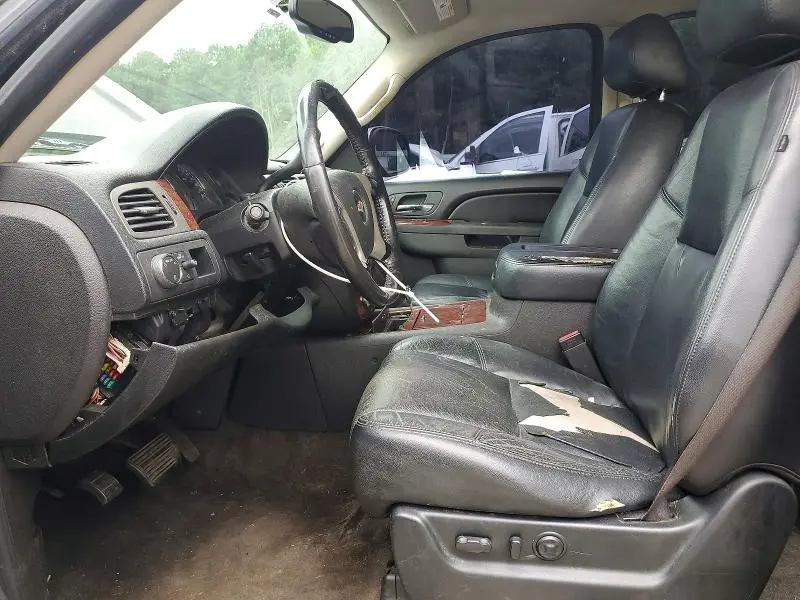 2010 CHEVROLET TAHOE C1500 LTZ  