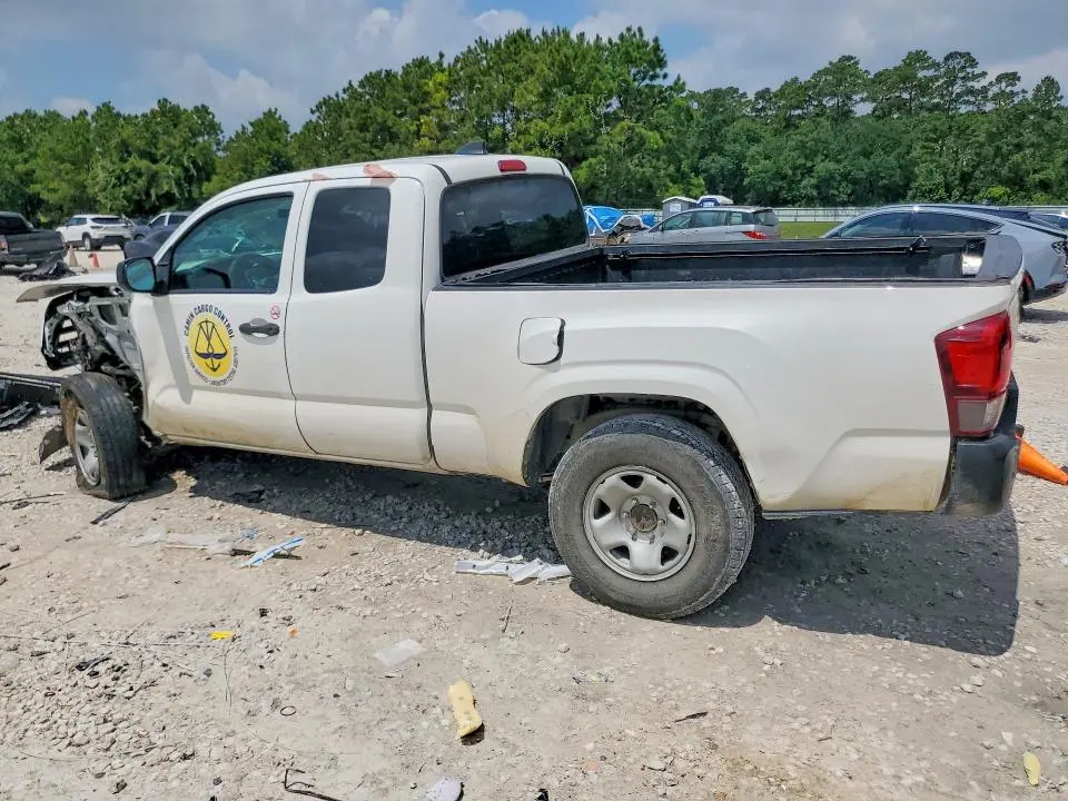 2021 TOYOTA TACOMA SR  