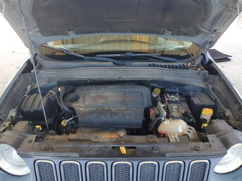 2017 JEEP RENEGADE LATITUDE  